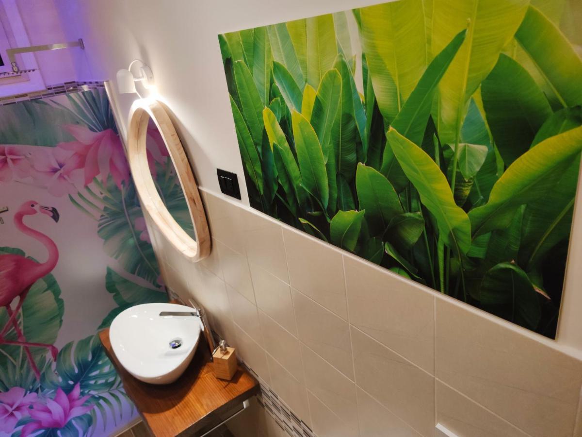 Suite Maison Tropical - Luxury Apartment In Bari Buitenkant foto