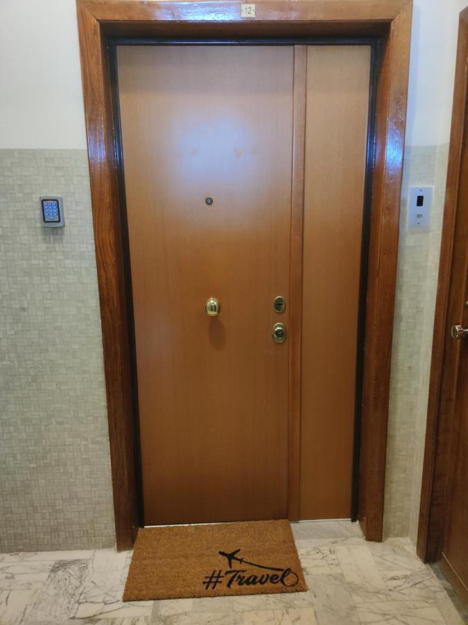 Suite Maison Tropical - Luxury Apartment In Bari Buitenkant foto