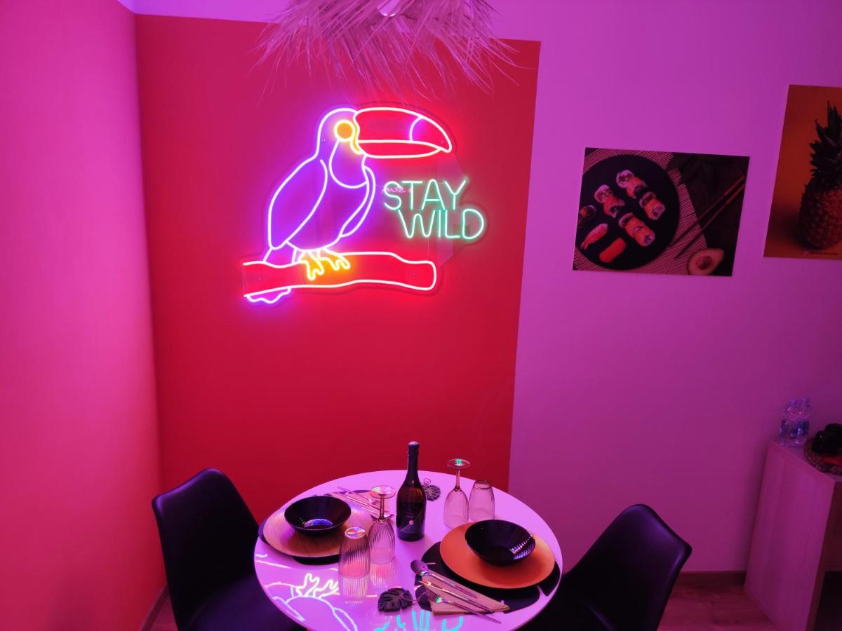 Suite Maison Tropical - Luxury Apartment In Bari Buitenkant foto