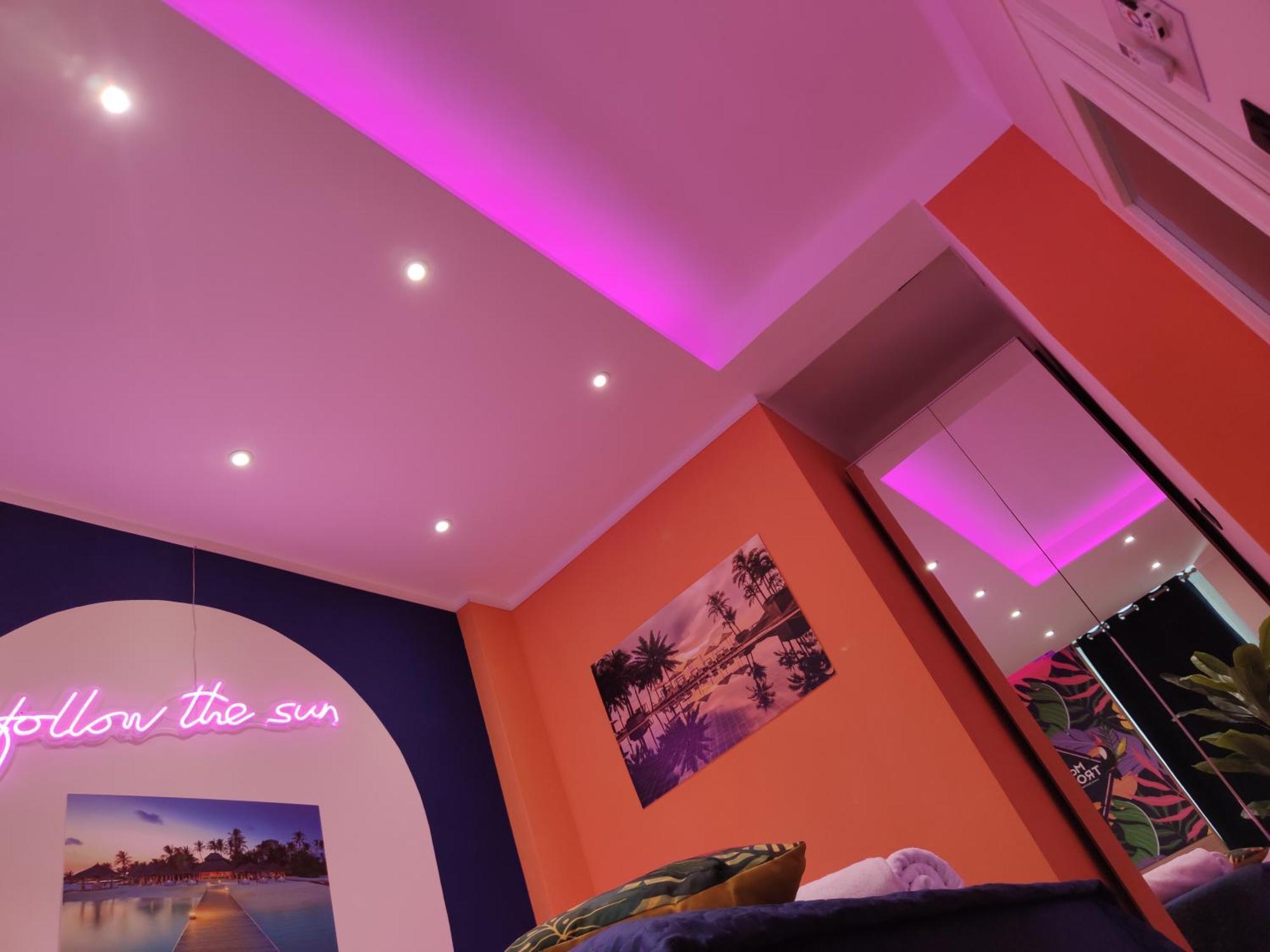 Suite Maison Tropical - Luxury Apartment In Bari Buitenkant foto